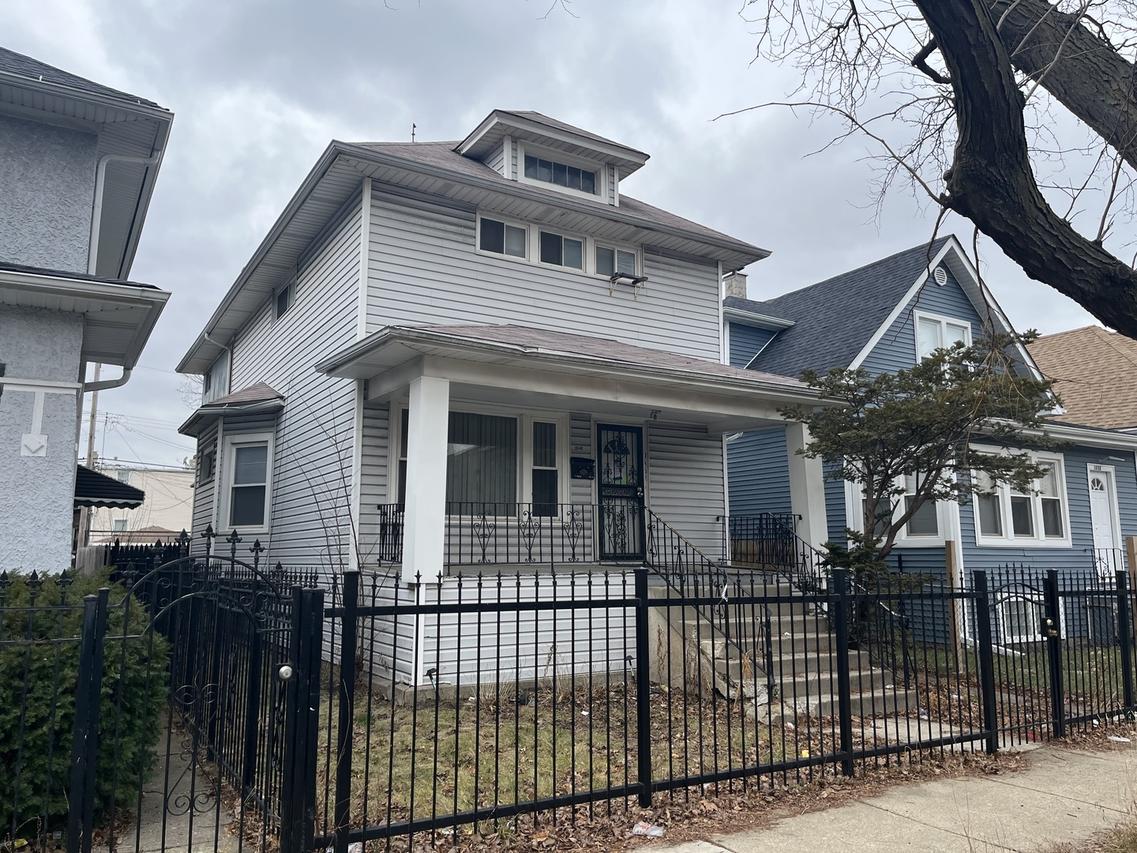1048 N Lawler Ave., Chicago, IL 60651
