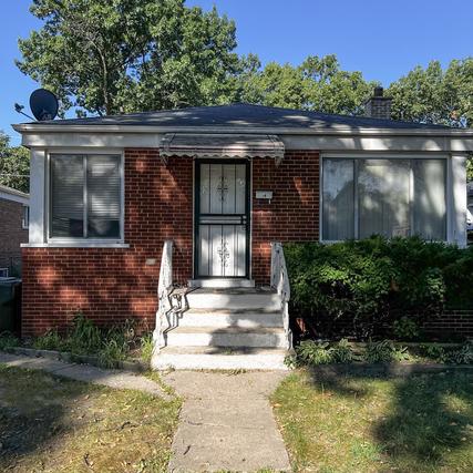 14524 University Ave., Dolton, IL 60419