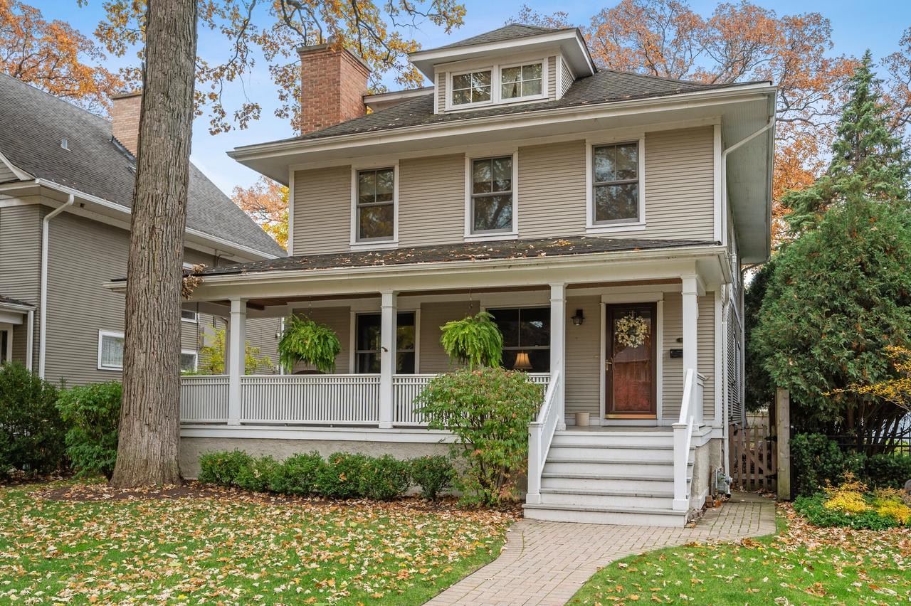 707 Washington Ave., Wilmette, IL 60091