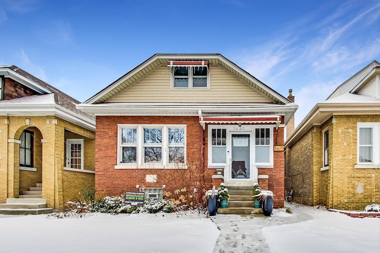 5625 W Pensacola Ave., Chicago, IL 60634