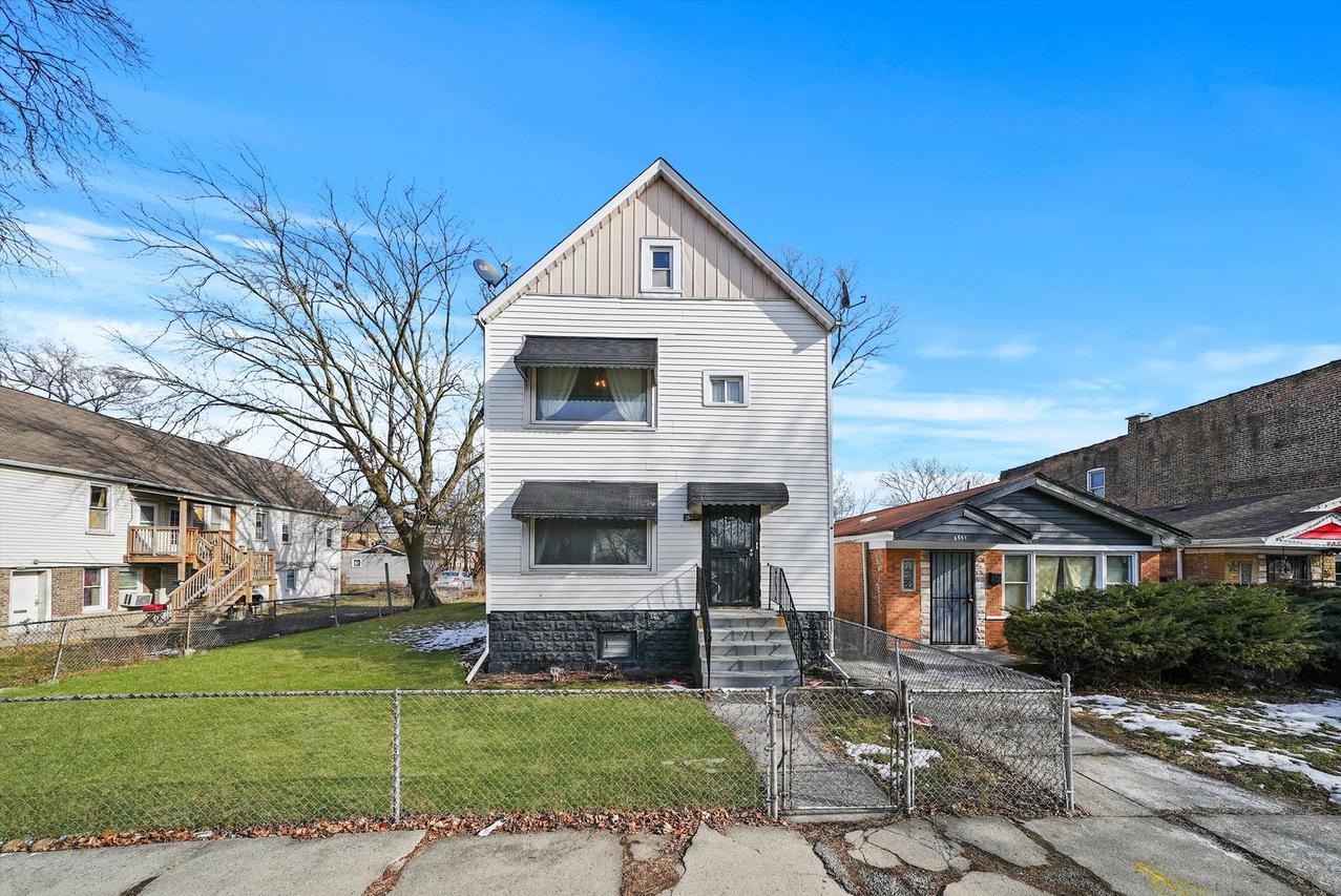 6945 S Hermitage Ave., Chicago, IL 60636