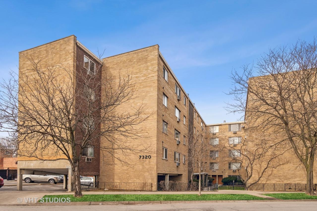 7320 N Rogers Ave. #513, Chicago, IL 60626