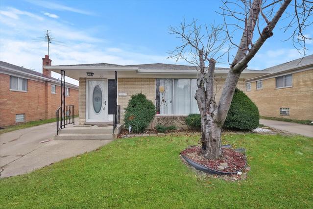33 Mason St., Calumet City, IL 60409