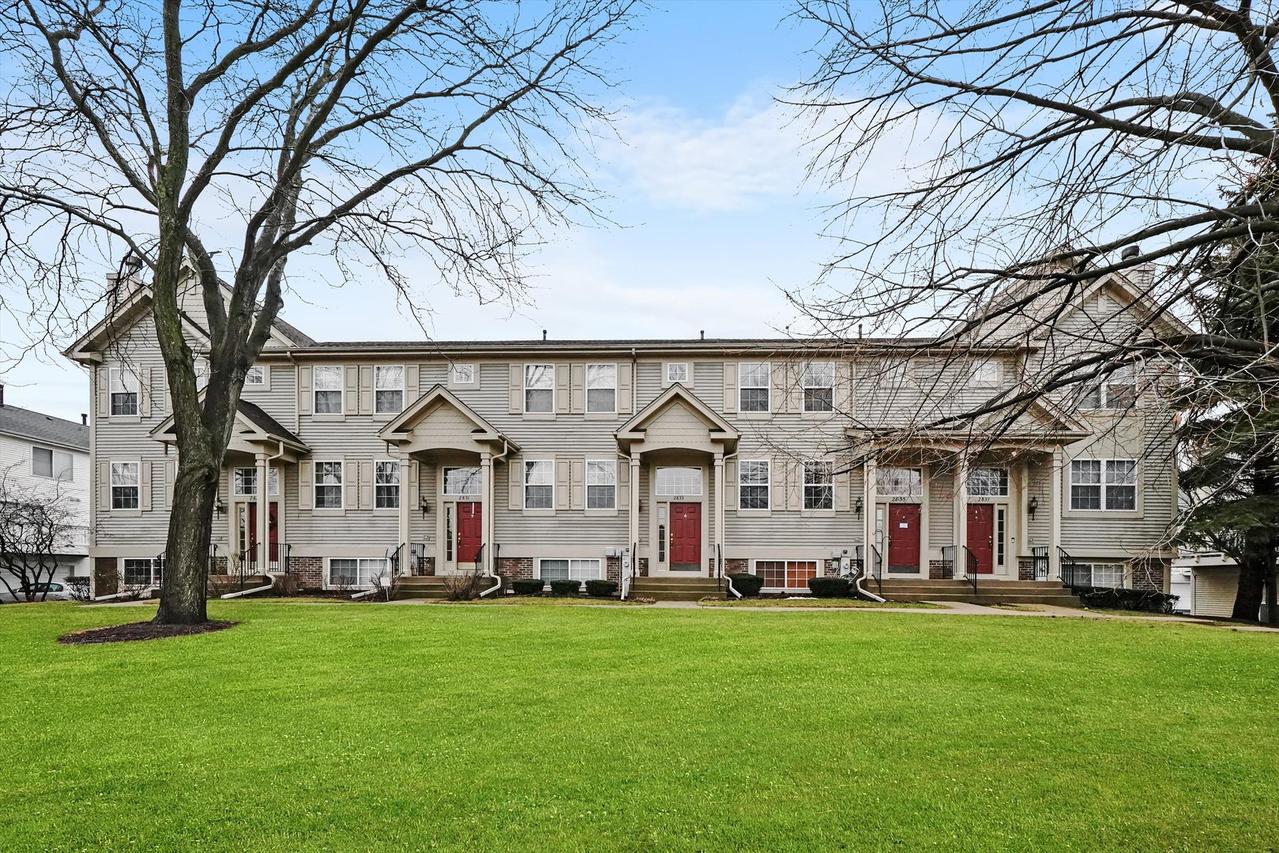 2835 N Augusta Dr., Wadsworth, IL 60083