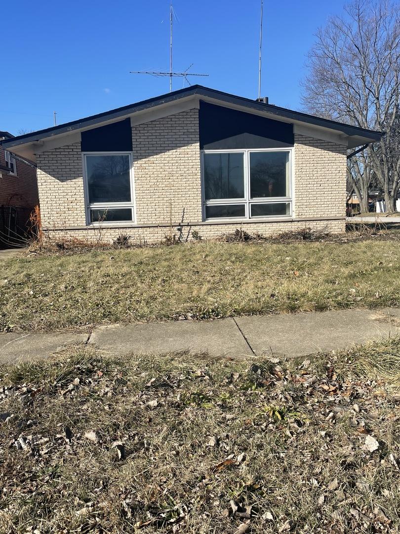 14500 Blackstone Ave., Dolton, IL 60419