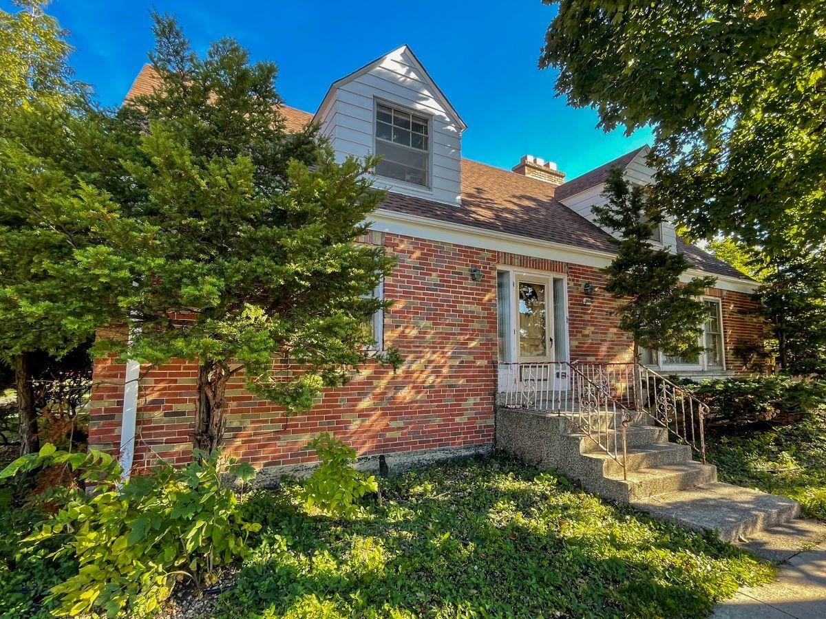 3355 N Menard Ave., Chicago, IL 60634