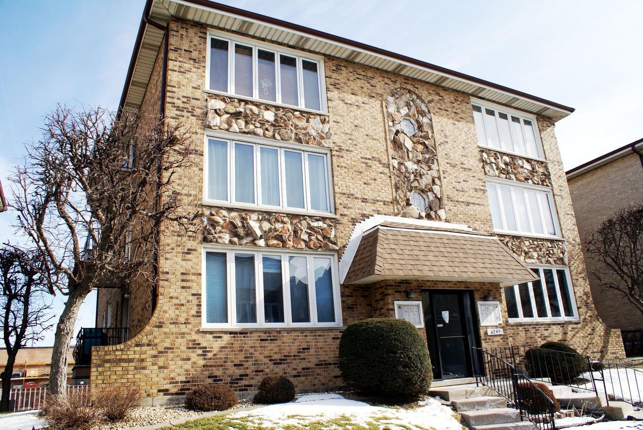 6245 S Newland Ave. #2N, Chicago, IL 60638