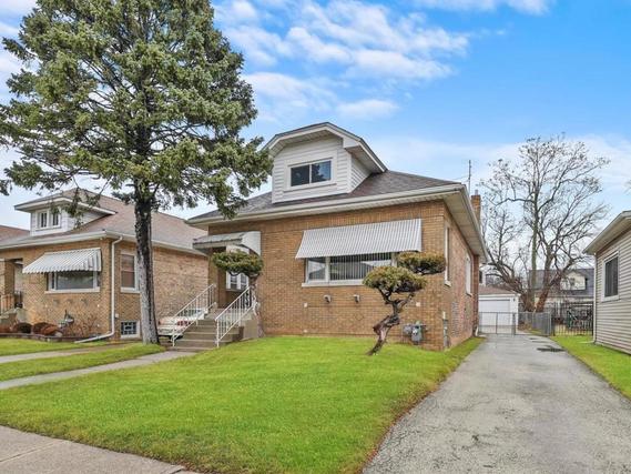 2021 S 5th Ave., Maywood, IL 60153