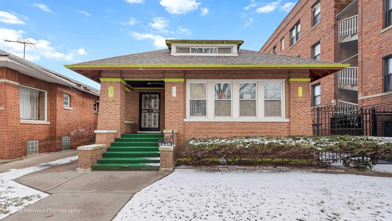 7449 S Bennett Ave., Chicago, IL 60649