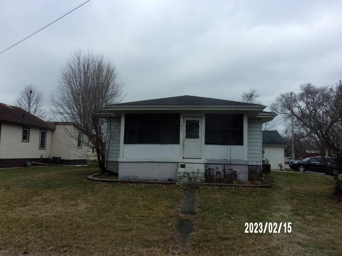 813 N Chicago St., Watseka, IL 60970