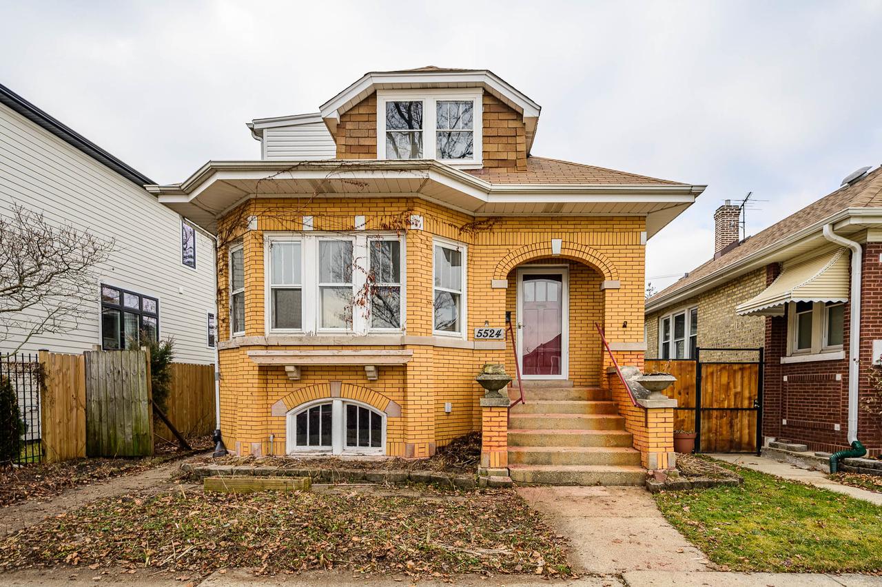 5524 N Luna Ave., Chicago, IL 60630