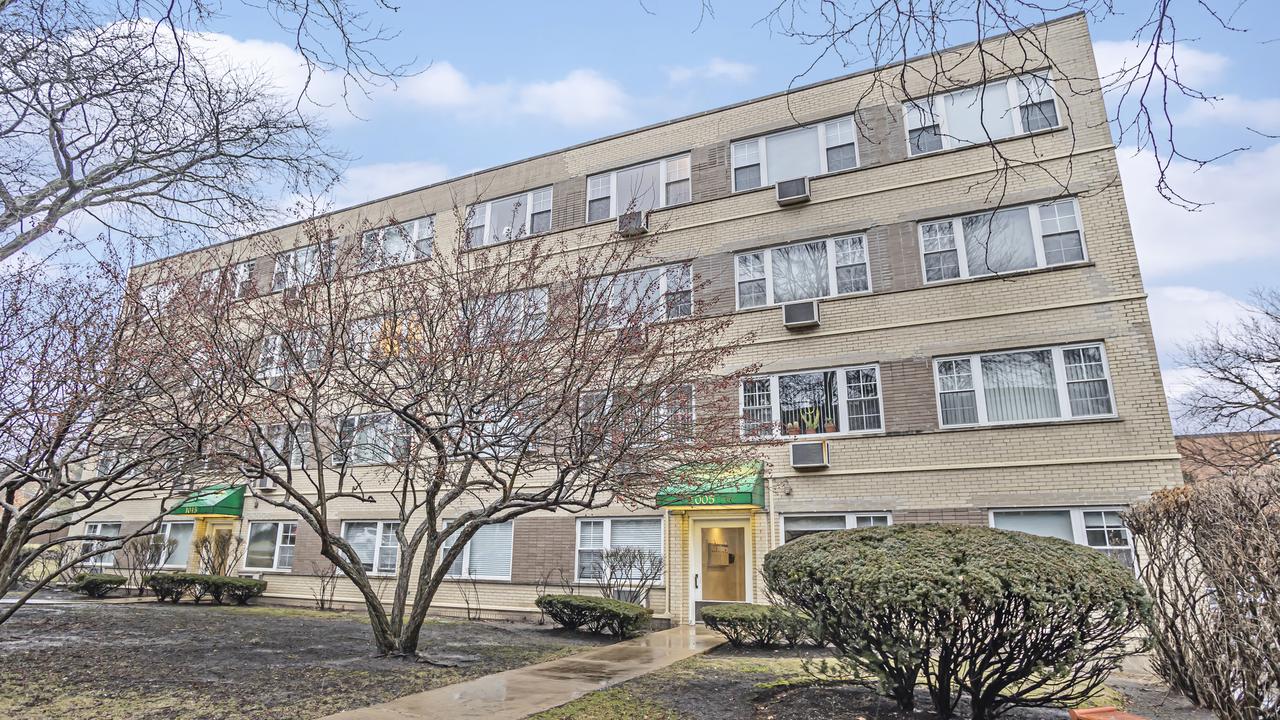 1005 Madison St. #404, Evanston, IL 60202