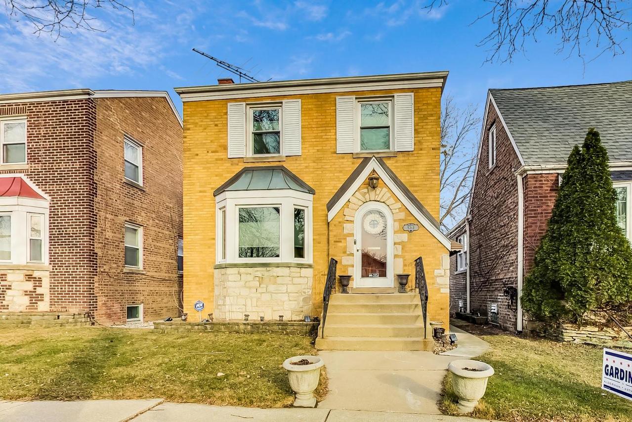 5313 N Austin Ave., Chicago, IL 60630
