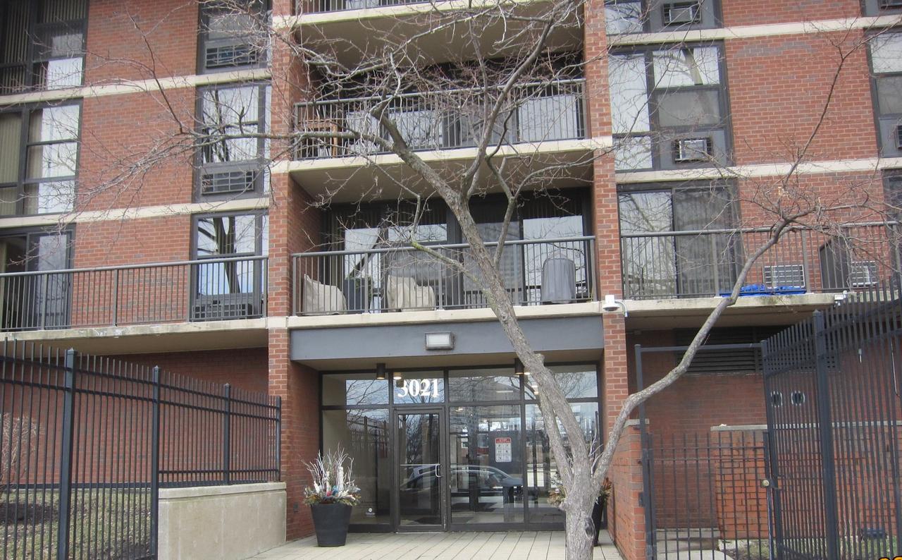 3021 S Michigan Ave. #207, Chicago, IL 60616
