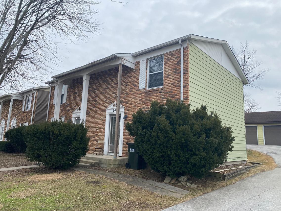 90 W 30th St., South Chicago Heights, IL 60411