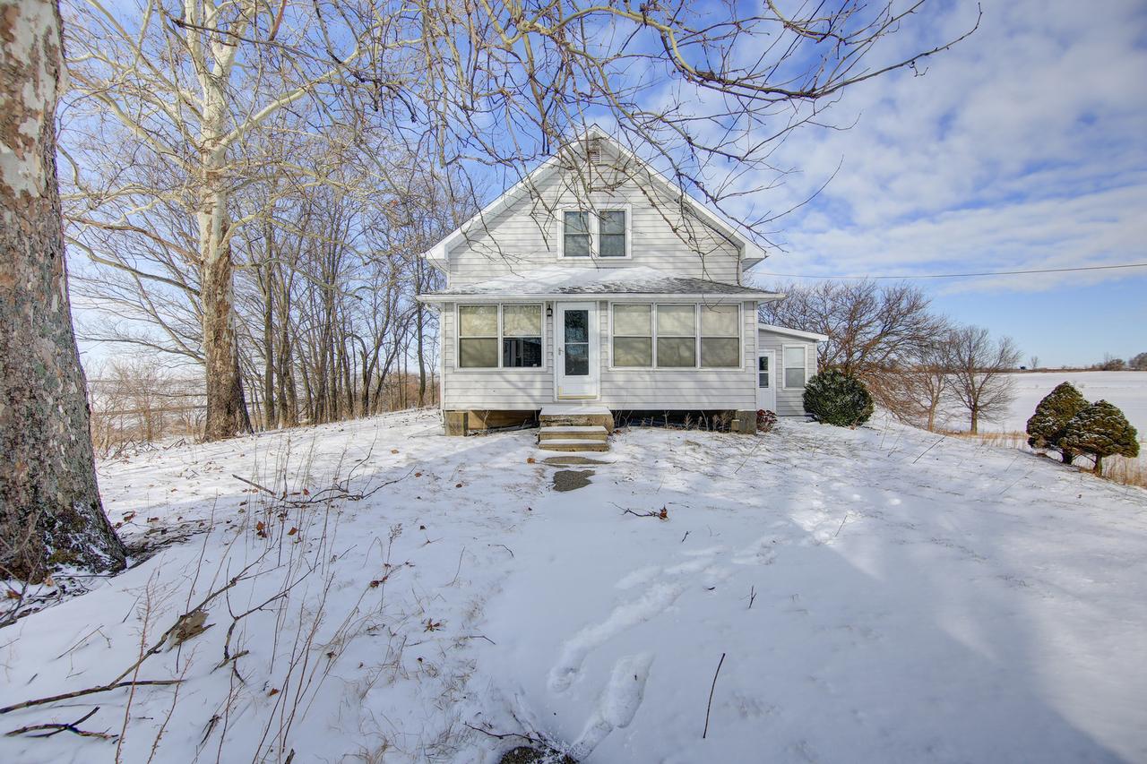 19270 Fellows Rd., Morrison, IL 61270