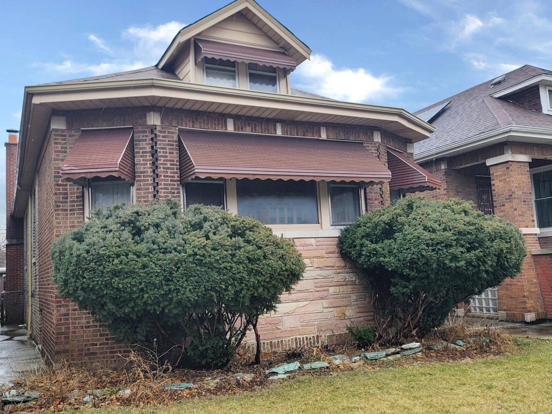 8353 S May St., Chicago, IL 60620