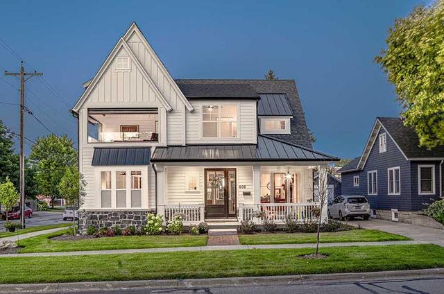 606 S Main St., Naperville, IL 60540