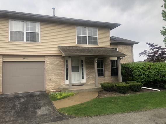9388 Meadowview Dr., Orland Hills, IL 60487