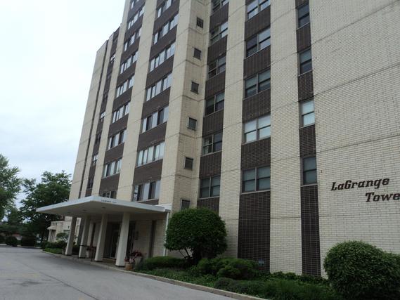 141 N La Grange Rd. #803, La Grange, IL 60525