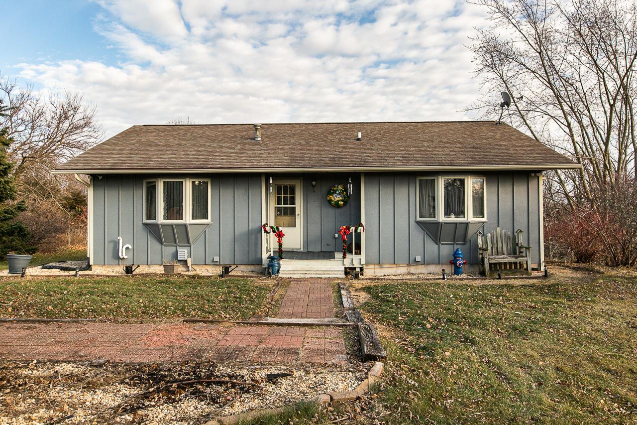 1151 N Clark Ln., Galena, IL 61036