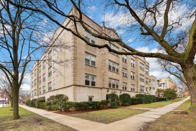 802 Dobson St. #1, Evanston, IL 60202