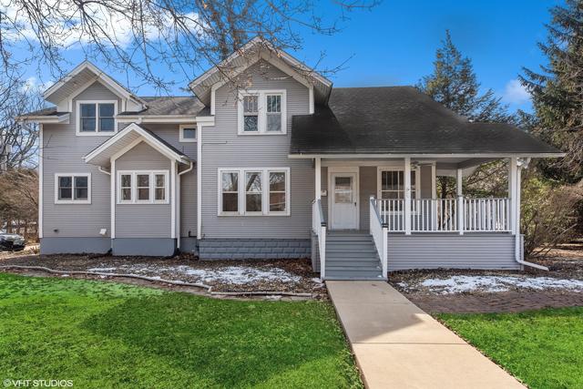 33 E Maple Ave., Roselle, IL 60172