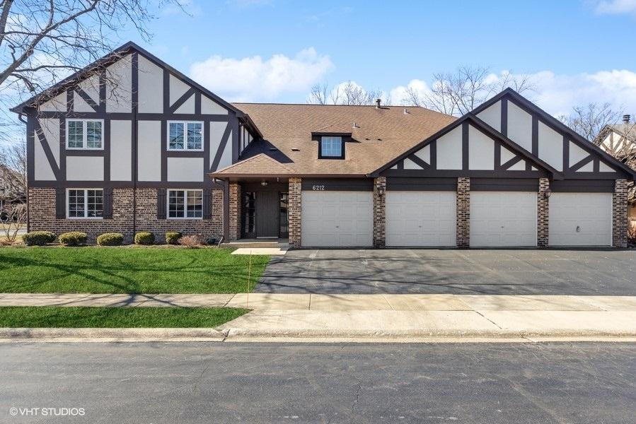 6212 Lake Park Ln. #D, Willowbrook, IL 60527