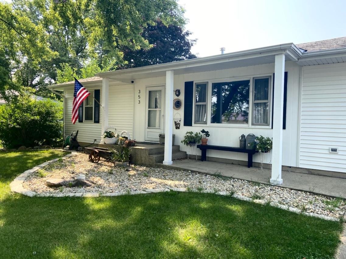 353 Wisconsin Ave., Paw Paw, IL 61353