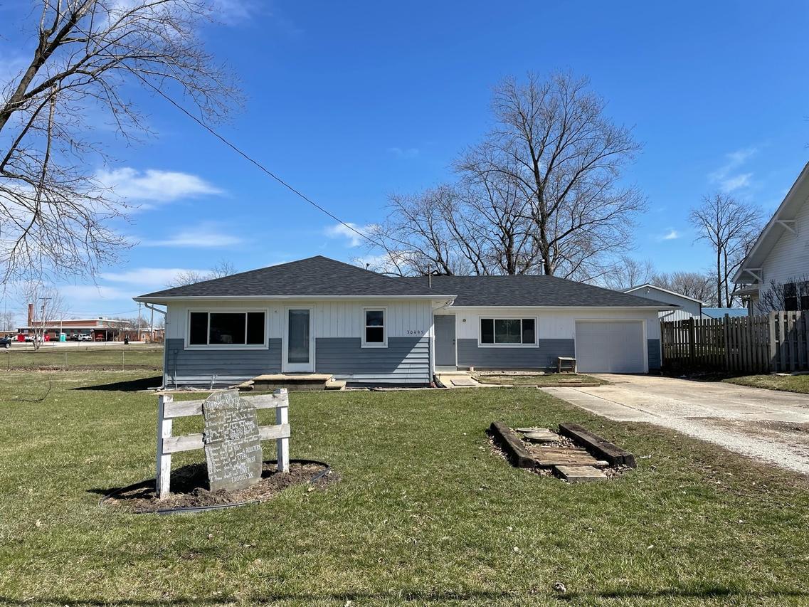 30495 Armstrong Rd., Armstrong, IL 61812