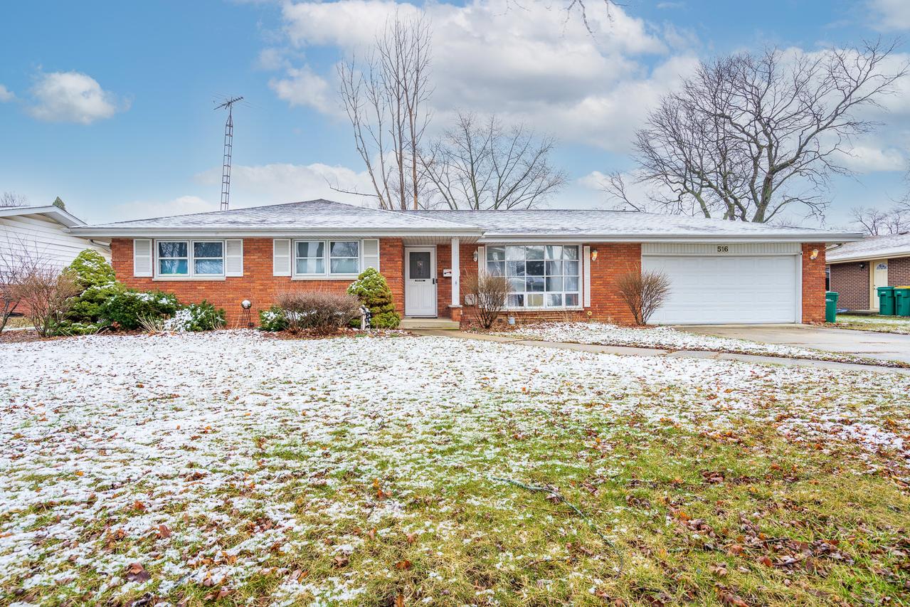 516 Terry Dr., Joliet, IL 60435