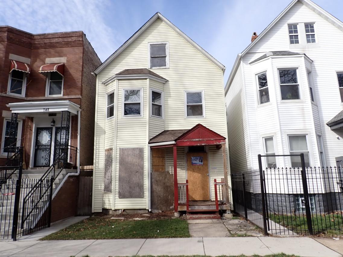 5746 S Paulina St., Chicago, IL 60636