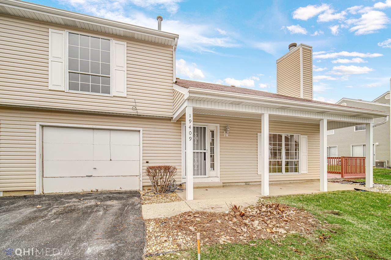 19409 Hickory Pl. #32D, Country Club Hills, IL 60478