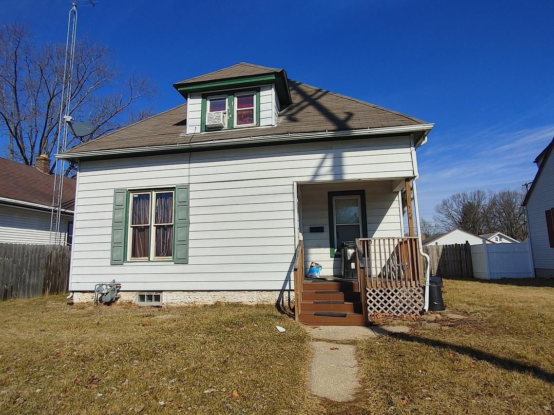 2008 18th Ave., Rockford, IL 61104