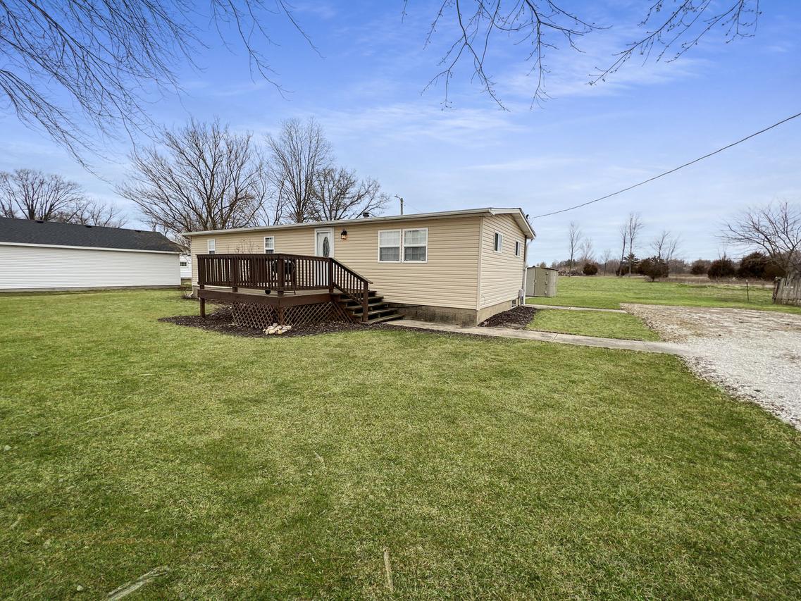 2288 County Road 2900 N Rd., Gifford, IL 61847