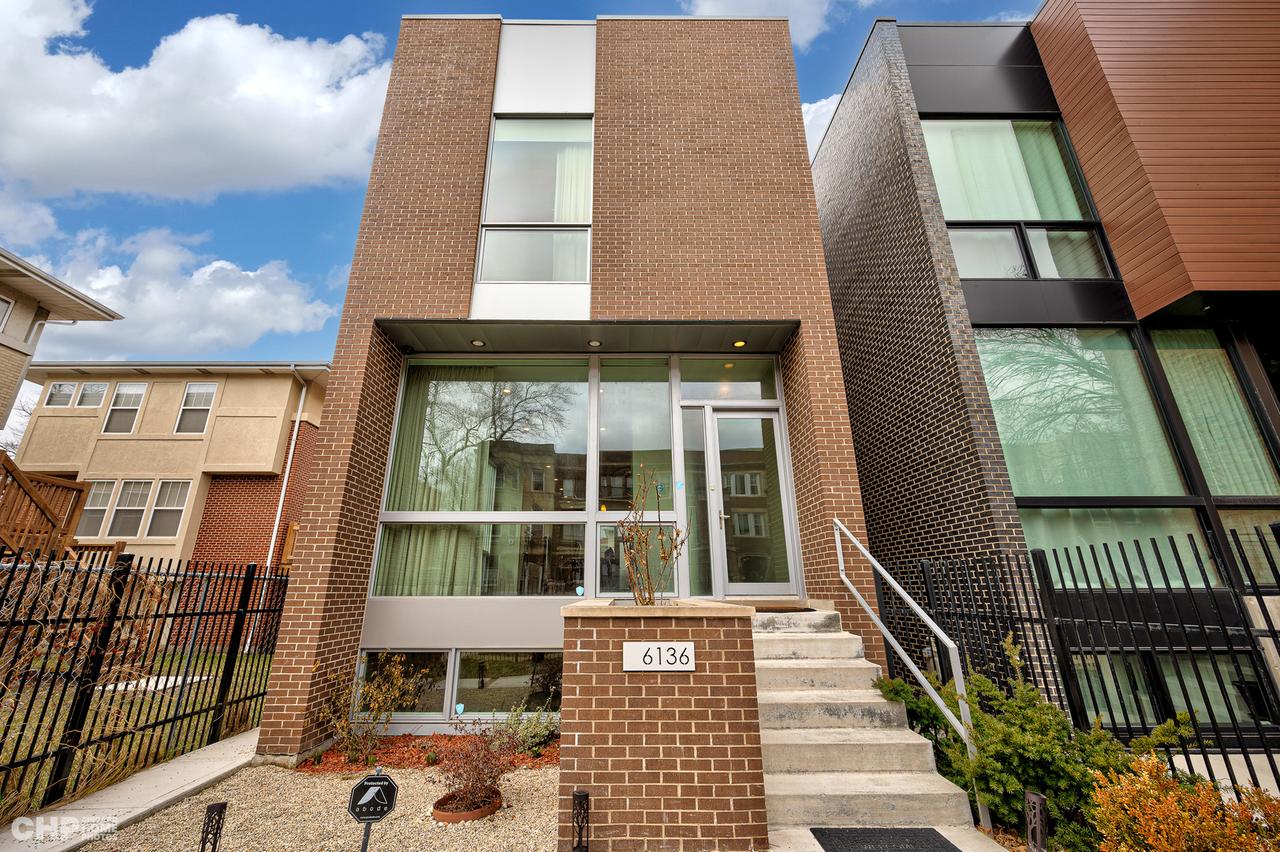 6136 S Greenwood Ave., Chicago, IL 60637