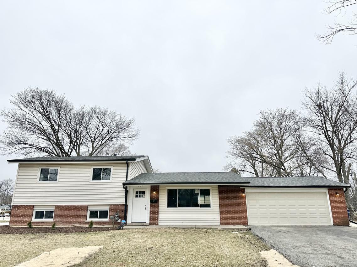 232 Berry St., Park Forest, IL 60466