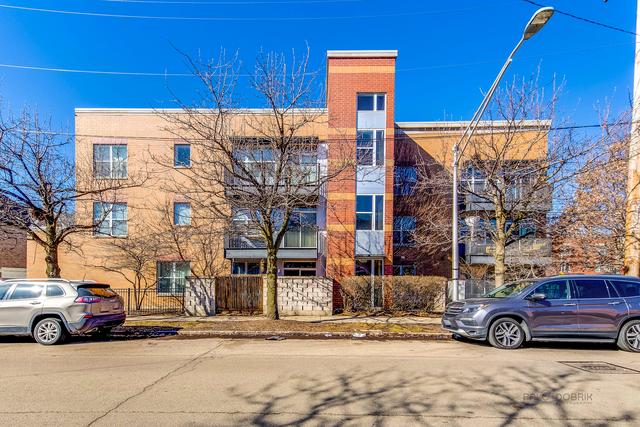 120 N Leavitt St. #202, Chicago, IL 60612