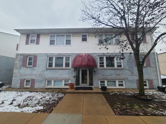 9438 Kelvin Ln. #3241, Schiller Park, IL 60176