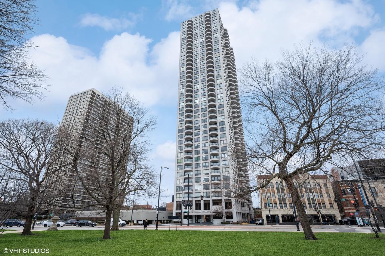 2020 N Lincoln Park West Ave. #6G, Chicago, IL 60614