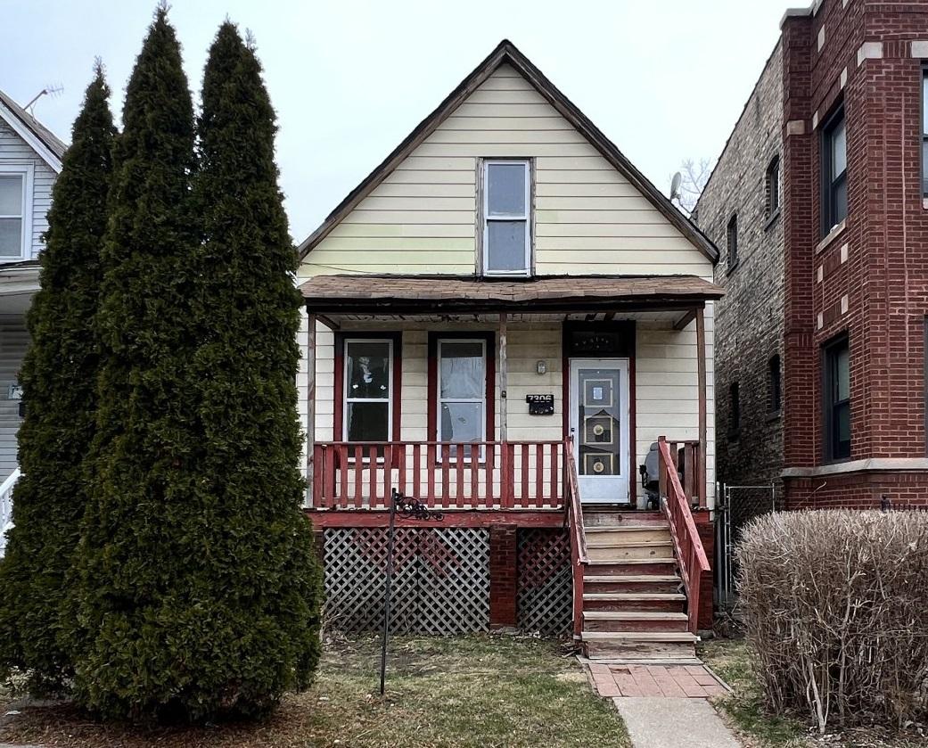 7306 S May St., Chicago, IL 60621