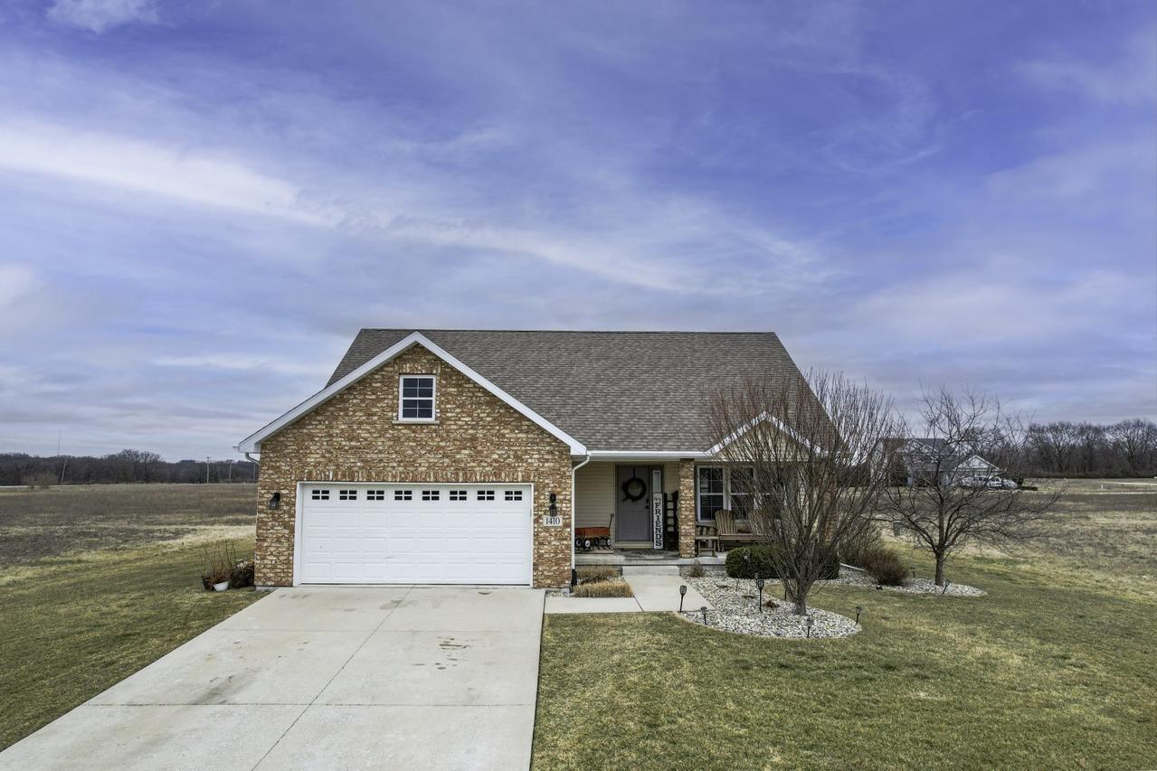 1410 Indian Tr., Kankakee, IL 60901
