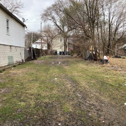 5225 S Carpenter St., Chicago, IL 60609