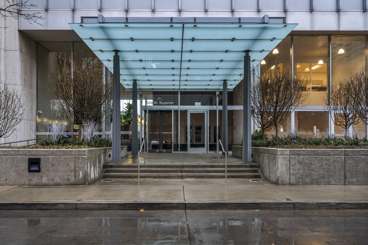 500 W Superior St. #1111, Chicago, IL 60654