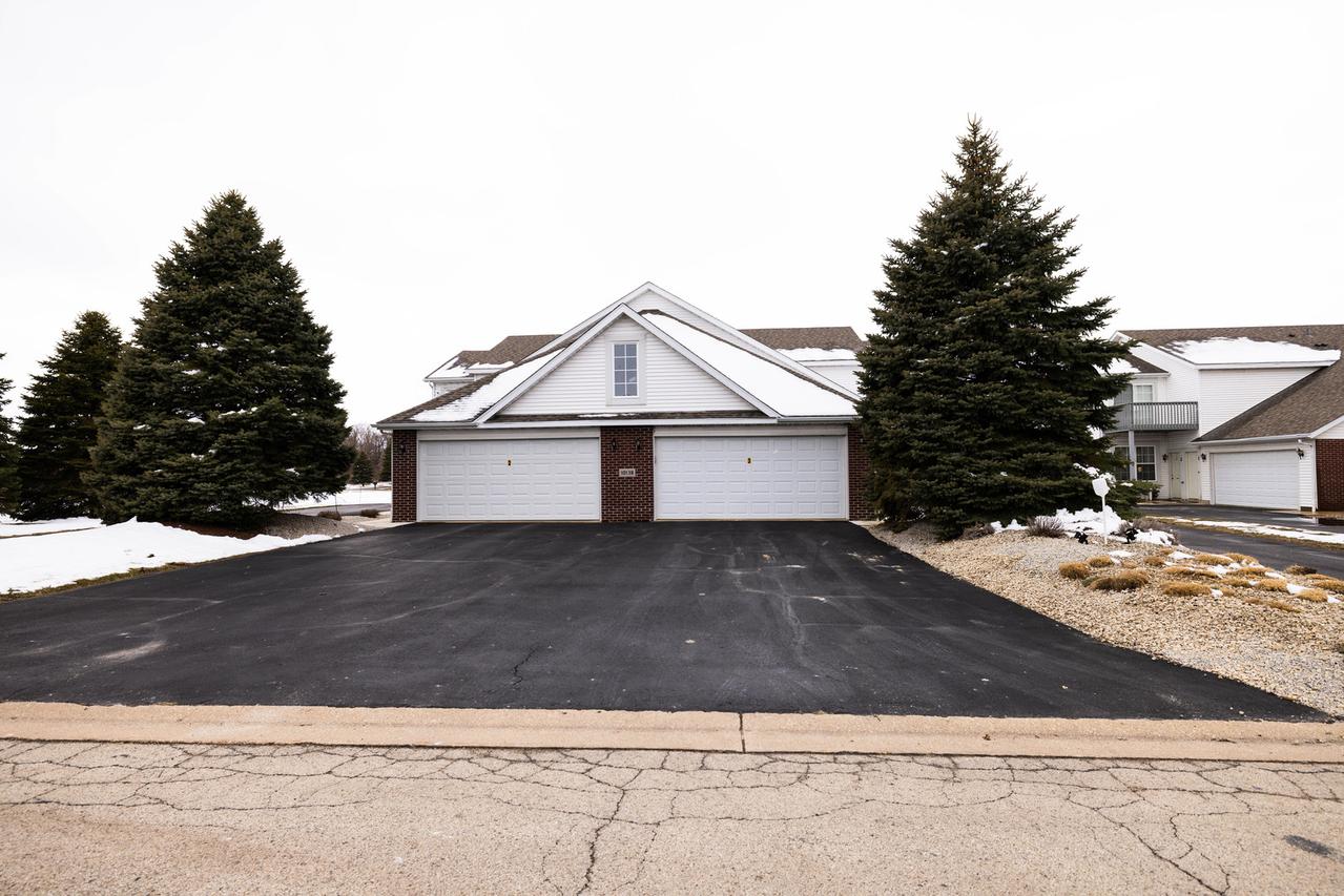 10138 Monarch Rd. #3, Roscoe, IL 61073