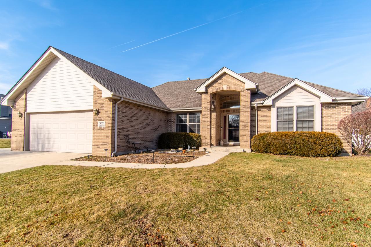 26360 W Old Kerry Grove, Channahon, IL 60410