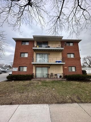 9645 Ridgeland Ave. #302, Oak Lawn, IL 60453