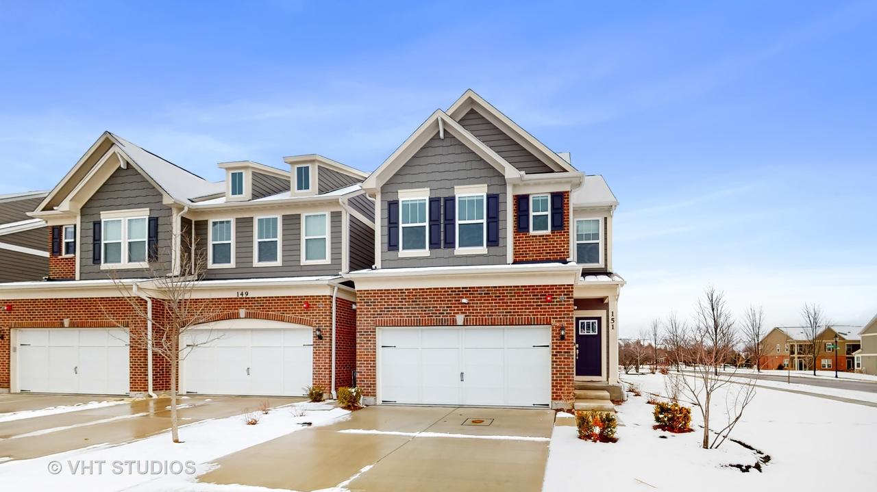 151 Blanchard Ct., Bloomingdale, IL 60108