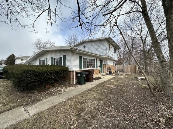 431 Shabbona Dr., Park Forest, IL 60466