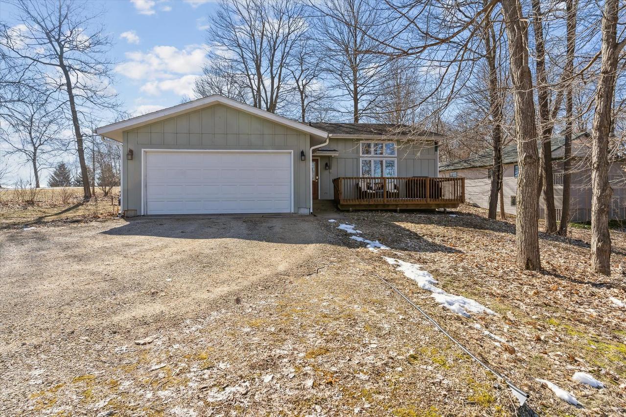 1800 Darby Ln., Davis, IL 61019